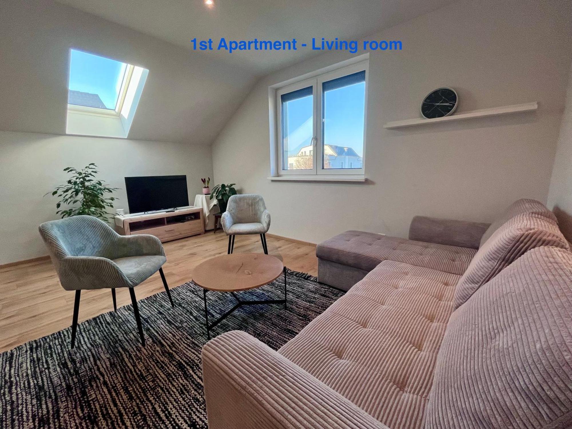 Cozy Apartment Near Vienna Airport Schwechat Exterior foto